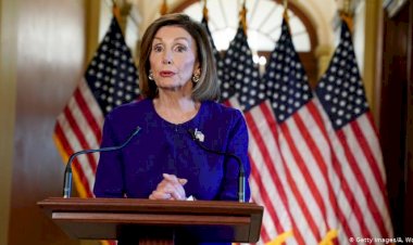 Demokratlar Trump için azil süreci başlattı