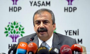 AYM: Sırrı Süreyya Önder'in ifade özgürlüğü ihlal edilmiştir