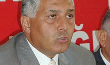Yine ‘başarıyla’ işsizliği artırdılar!