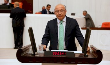 CHP'li Çakırözer, cezaevi mektuplarındaki 'hak ihlallerini' Meclis'e anlattı