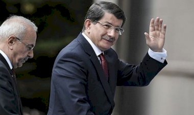 Davutoğlu kuracağı partinin yol haritasını açıkladı