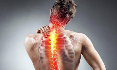 Okul Çağındaki Çocuklarda 6 Skolyoz Belirtisine Dikkat!