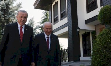Erdoğan'dan Bahçeli'ye geçmiş olsun ziyareti