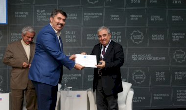 Kartepe Zirvesi 2019 Panel ve Özel Oturumlarla Devam Ediyor