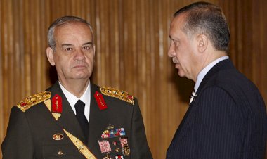İlker Başbuğ hakkındaki 'Ergenekon' davası düştü