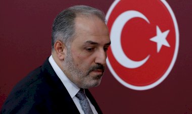 AKP'den istifa eden Mustafa Yeneroğlu'ndan eleştirilere yanıt