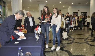 Jeffrey Sachs:  Sürdürülebilir Bir Gelecek için İşbirliği Yapmalıyız