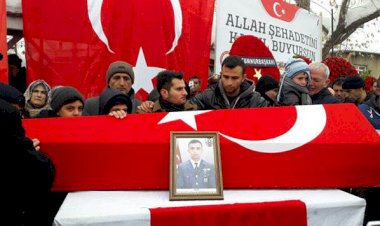 El Bab şehidi Astsubay Okan Altıparmak'ı 5 bin kişi uğurladı