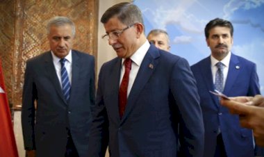 Davutoğlu cephesi: 12-13 milletvekili bizimle görüşüyor