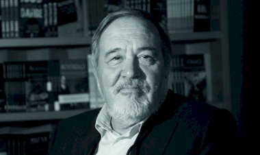 İlber Ortaylı: Osmanlı padişahları içki de içerdi, esrar da...