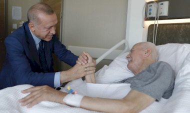 Cumhurbaşkanı Erdoğan, Şevket Kazan'ı ziyaret etti