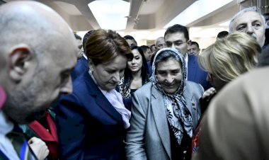 Bahçeli'nin adamına ders gibi şehit annesi yanıtı