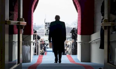 Trump'ın azil süreci: Bir telefon konuşması ile adım adım nasıl bu noktaya gelindi?