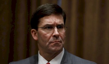 Esper: Türkiye hem S-400’lere sahip olup hem de F-35’lerle devam edemez