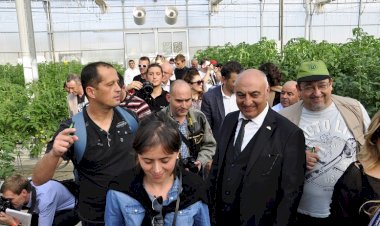 Uluslararası Tarım Yazarları ve Gazetecilerine Türk Seralarını Anlattı