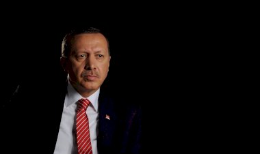 "Erdoğan, AKP Genel Başkanlığı'nı bırakabilir"