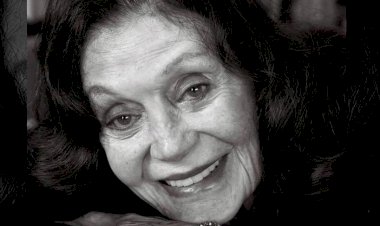 Cumhuriyet tiyatrosunun anıtsal ismi Yıldız Kenter, 91 yaşında hayata gözlerini yumdu.