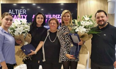 Seray Sever Ve Ayşe Estetik Öğrencilerle Buluştu