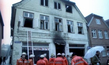 Mölln saldırısı kurbanları 27'nci yılında anılıyor