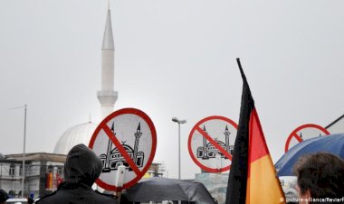 Merkel hükümetinden İslam düşmanlığı ile mücadele önlemleri