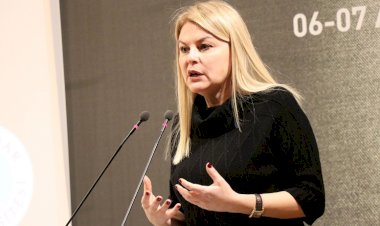 Prof. Dr. Nevzat Tarhan: “Dijital bağımlılık yalnızlığın sebeplerinden biri”