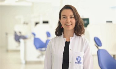 Tütün Ürünleri Diş Etine Zarar Veriyor!