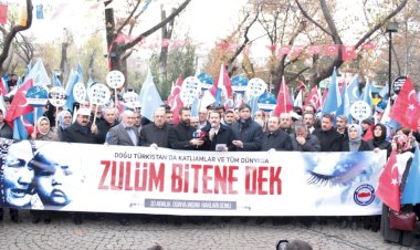 Doğu Türkistan’da soykırım var