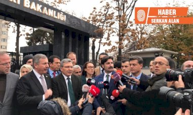 Ahmet Davutoğlu partisinin başvurusu tamamlandı