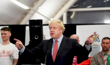 Birleşik Krallık seçimlerinde Johnson'ın lideri olduğu Muhafazakar Parti mutlak çoğunluğu kazandı