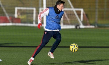 Arsenal'den Çin'e mesaj: Özil'in Uygur paylaşımı görüşümüzü yansıtmıyor