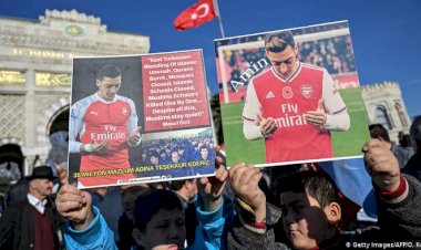Pompeo'dan Özil'in Uygur paylaşımına destek