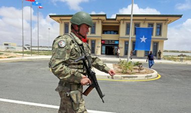 Libya tartışmalarının gölgesinde