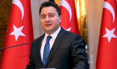 Ali Babacan'dan Emin Çölaşan'ın iddialarına yanıt