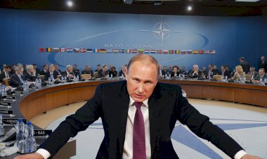 NATO Ortadoğu'ya, Rusya Akdeniz'e, Türkiye?