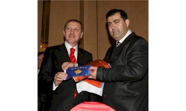 AKP'li eski vekil Rıfat Sait'ten ilginç  "ampul" benzetmesi