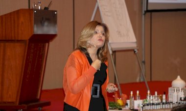 'TIP DÜNYASINDAN AROMATERAPİ SEMİNERİNE BÜYÜK İLGİ'