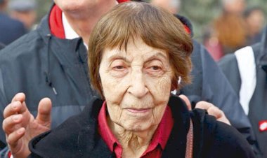Eski Başbakan Bülent Ecevit'in eşi ve DSP'nin kurucusu Rahşan Ecevit hayatını kaybetti.
