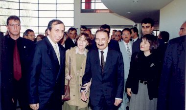 Rahşan Hanım, Bülent Bey kadar siyasetçiydi