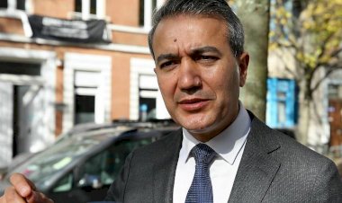 Belçika: Belediye Başkanı Emir Kır MHP'li siyasetçilerle görüştüğü için partisinden ihraç edildi