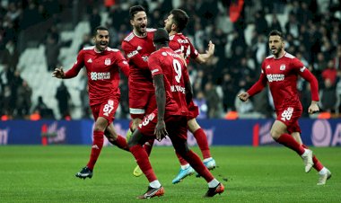 Lider Sivasspor, Beşiktaş'ı mağlup etti
