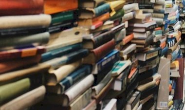 İRAN'DAN TÜRKÇE'YE YASAK!