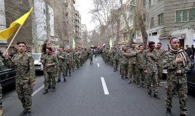 İran'da bir Devrim Muhafızı komutanına daha suikast