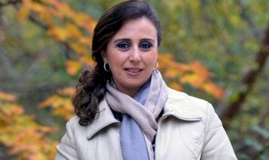 Lübnan'da kabineye giren Zeyna Akar, Ortadoğu'nun ilk kadın savunma bakanı oldu