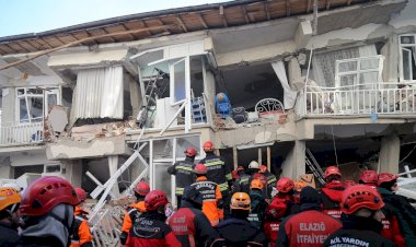 Elazığ'da  29 kişi yaşamını yitirdi, bin 466 kişi yaralandı