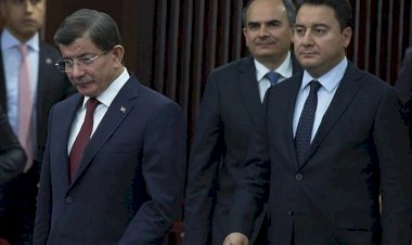 Babacan ile Davutoğlu Meclis'te 4 grup kuracak sayıya ulaştı!