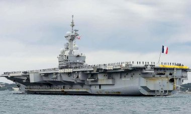 Fransa'nın göndereceği donanma Yunanistan'ı sevindirdi