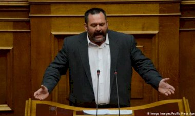 Türk bayrağını yırtan Yunan milletvekiline soruşturma