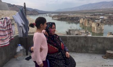 Hasankeyf’te mağdur aile: Böyle kalmışız, çare bulamıyorlar