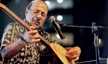 Cahildim dünyanın rengine kandım