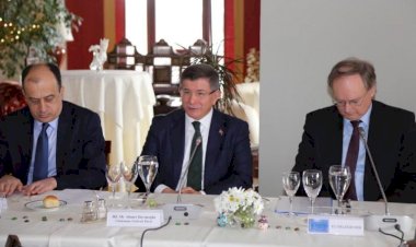 Davutoğlu'ndan dikkat çeken hamle